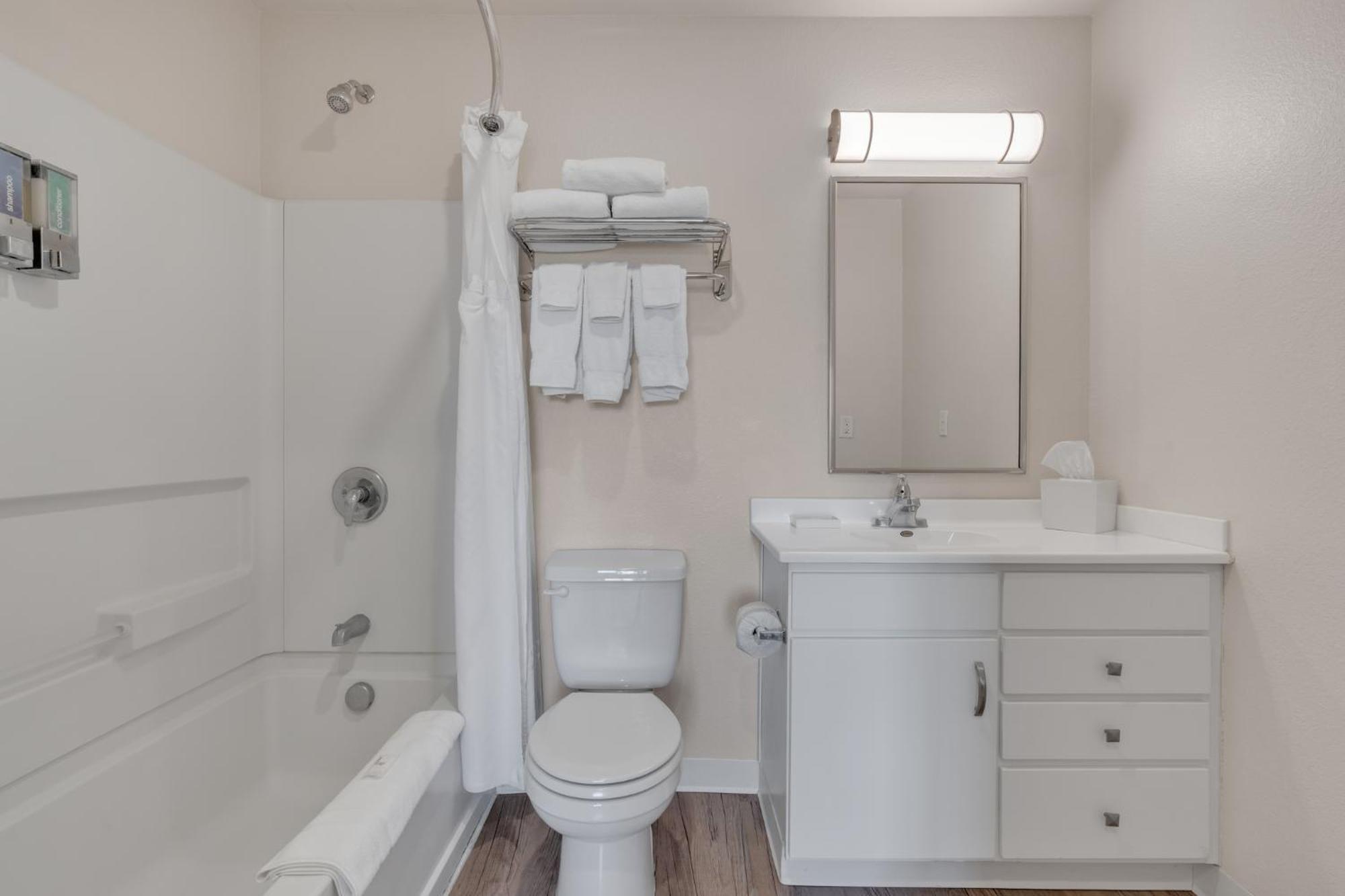 Simplicity At The Rim 1414 I Comfy 2 Bed 2 Bath